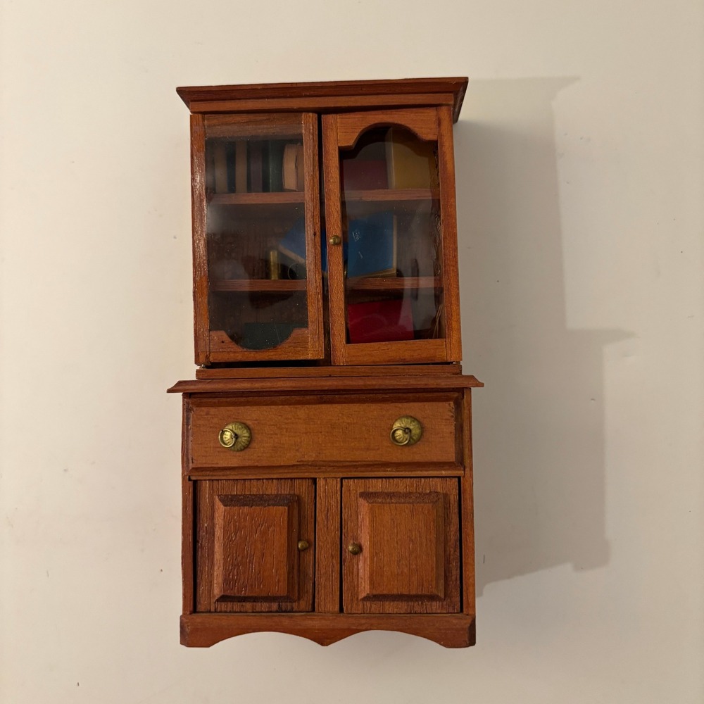 VTG Shackman Dollhouse Miniature Wood China Cabinet Hutch w Books 1:12